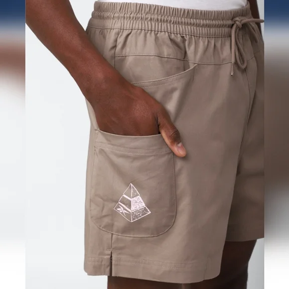 Mens Reebok CL Skate Shorts. - Picture 3 of 4